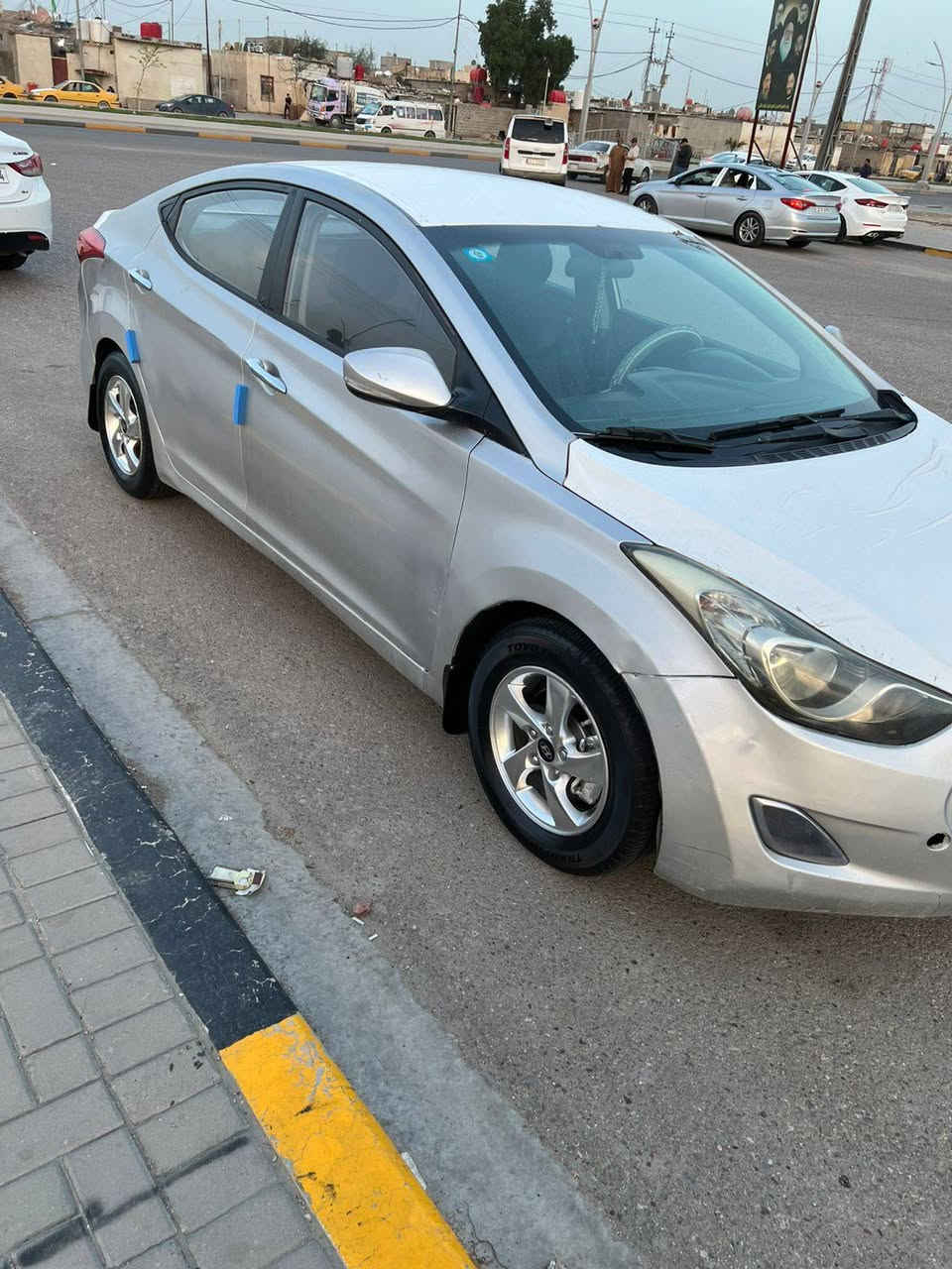 سلام عليكم النتر افانتي 2012وارد كوري ما مكفوله من صبغ مكفوله من ضربه وعيب شرعي سياره جاهزه من كلش مكينه 1600دوش رقم بصره سنويه 2030 مكان سياره بصره سعر 86 رقم الهاتف ***********
