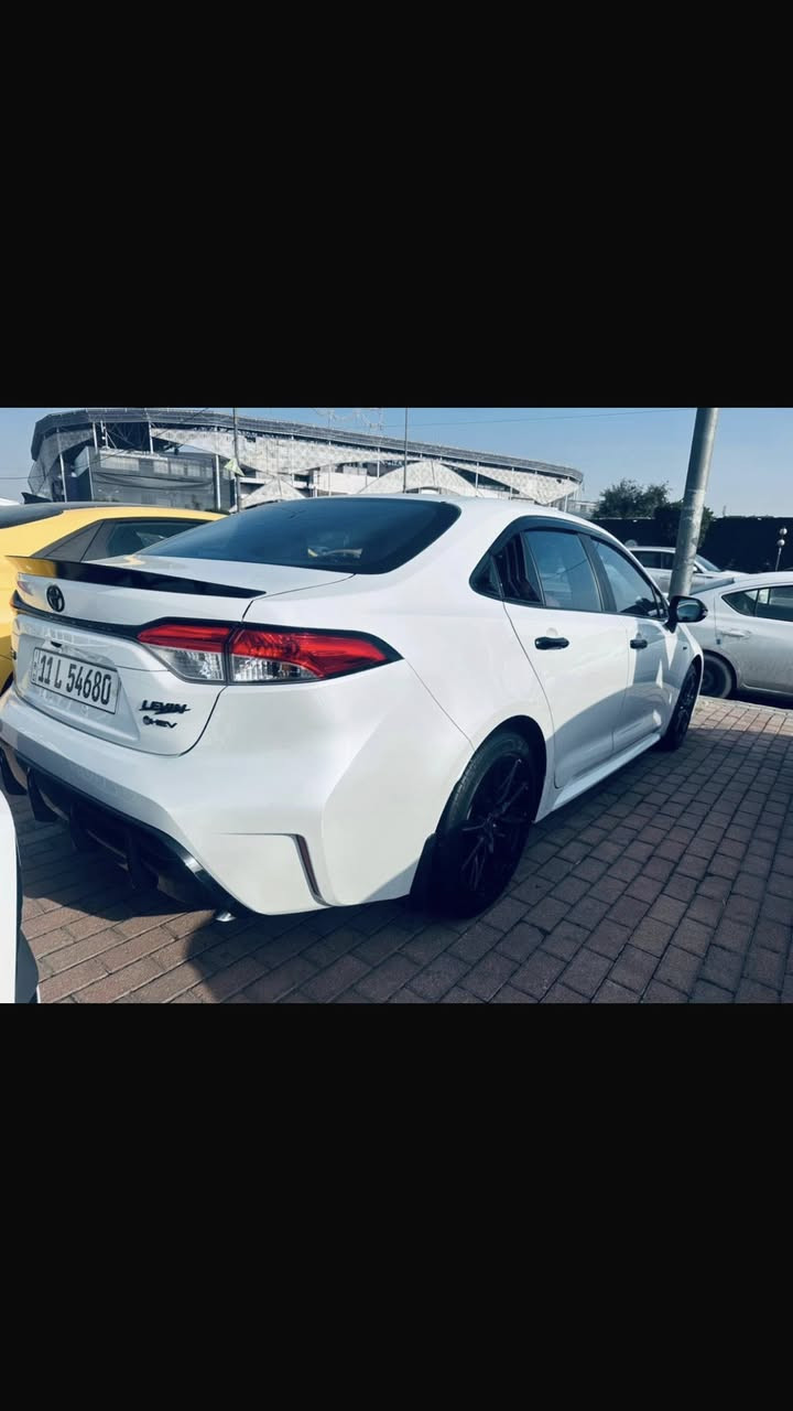 السلام عليكم للبيع كورلا sفول مواصفات موديل 2025مكفولة كفالة عامة عدا رصعة صغيرة بالجاملغ ماشية 7  الاف داخل احمر كرسي كهرباء مزودة بسستم سماعات جام مغلف حراري نشرة اصلية سعر 167 ورقة وبيهامجال 
مكانها بغداد
***********
