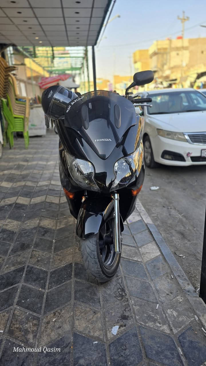 دراجه فورزه صفر١٠
نضافه ١٠٠%
ماشيه ٣٢الف 
مكانها سماوه قضاء الرميثه 
رقم ***********
