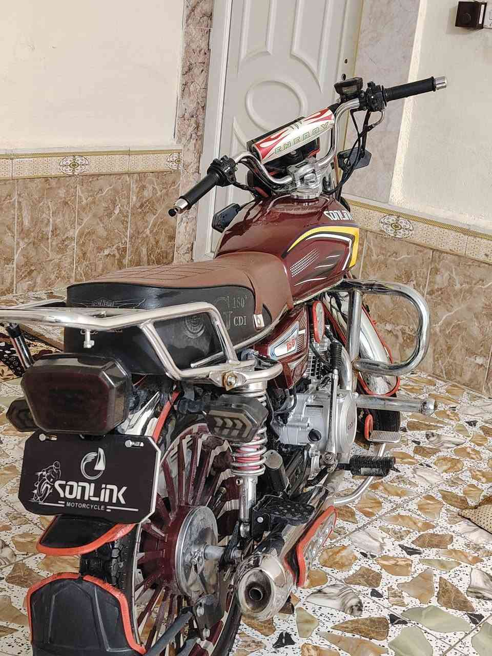 السلام عليكم سونلك 2024 شكل 2025
محرك 150 زنجيل دراجه فول مكفوله من تاير للتاير نشاط شرط انشط من ال ٢٠٠ سعر ٧٨٥ بي مجال بسيط مكاني حصيبه يم جنسيه ***********
