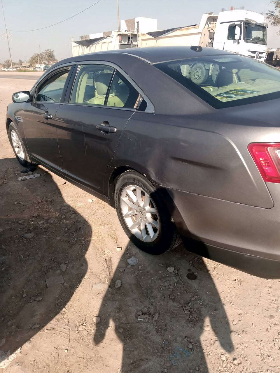 سلام عليكم
فورد تورس ١٣ للبيع
وارد امريكي 
مصبوغة حزام 
سعر ٨٠
للاستفسار 
***********
