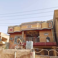 بيت طابو +مشتمل  المساحة الكلية 300متر  الموقع حي الزهراء قرب دائرة ال...