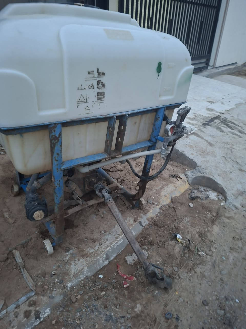 ئەم دەرمانڕێژە بۆ فرۆشتن بێ عەیب
*********** 
***********
