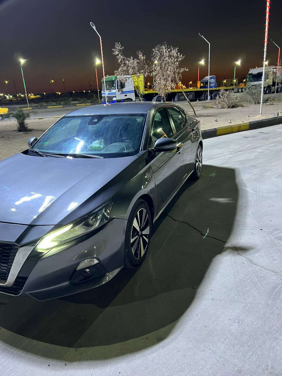 سلام عليكم نيسان التما 2021
رقم بصّره حره

تحويل أو وكاله

مواصفات

رادارات امامي وخلفي

وجانبي كله شغال

بصمه

بصمه أبواب

صندوق بصمه

تحديد سرعه

السعر 135وبيها مجال

الاستفسار***********
