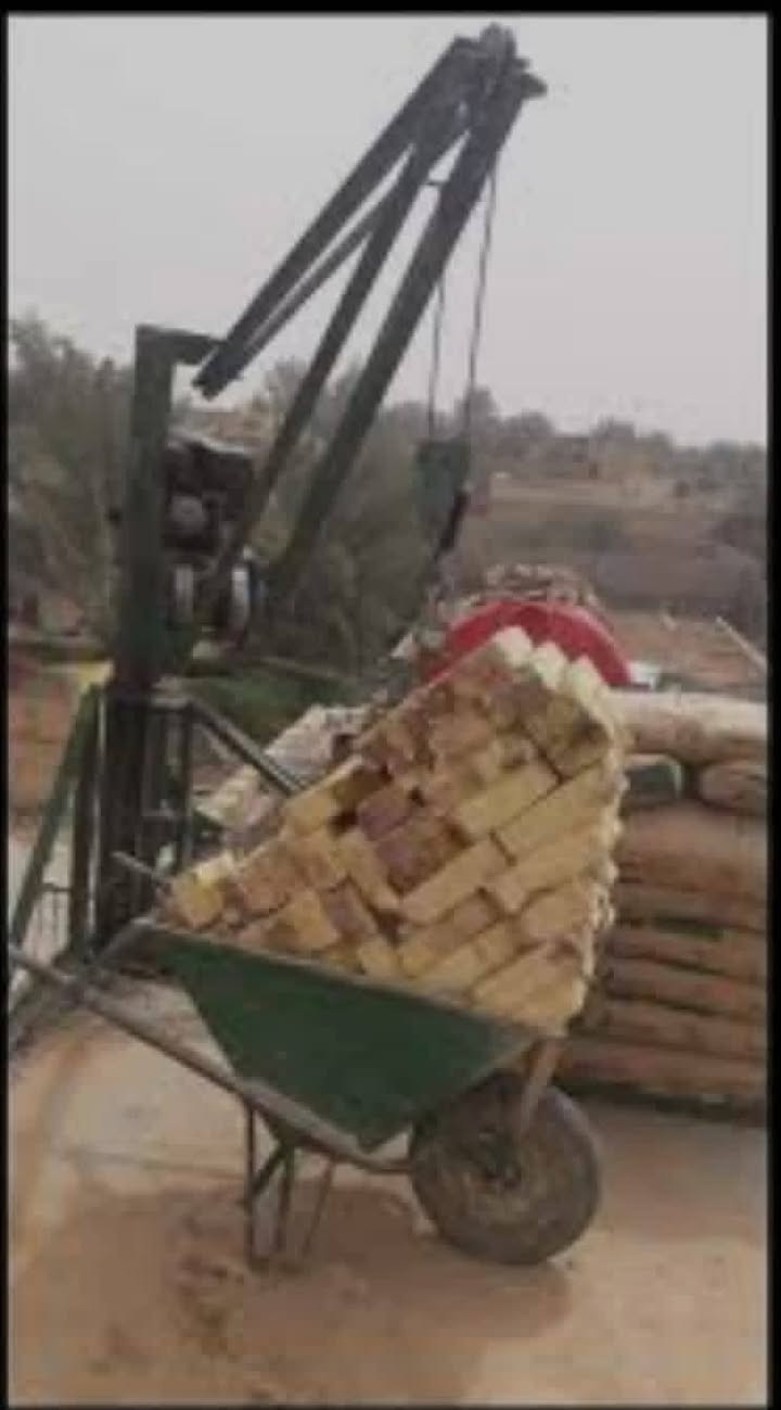 يوجد لدينا ونج لتصعيد مواد البناء طابوق  تصعيد اشتايكر فرشي التراب رمل او جص اسمنت الاستفسار على رقم ***********او
***********
