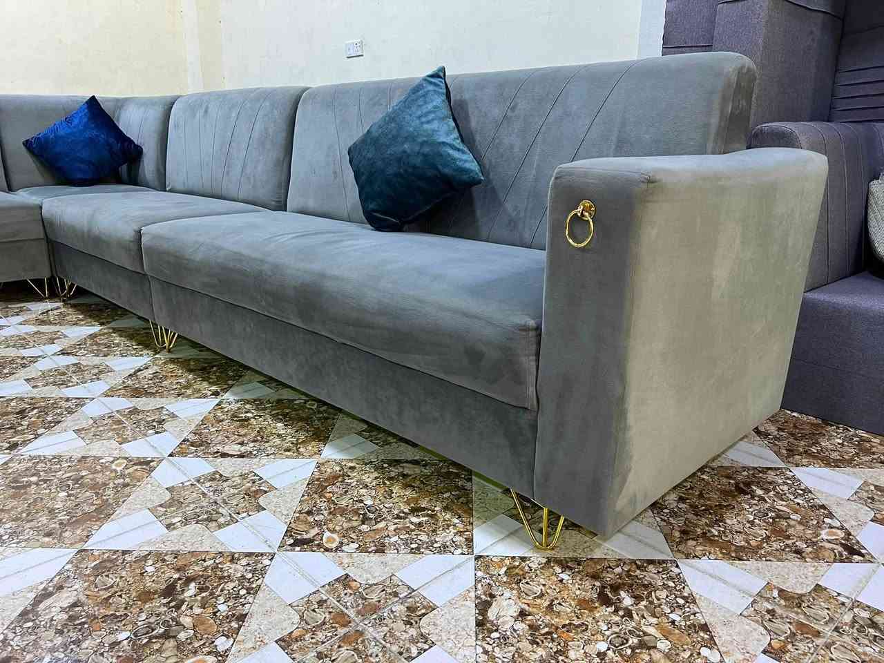 ئةم زاويية ١٠نةفةريية 
بؤفرؤشتن بيعيبة دسكردة 
سةعريشي مناسبة ٢٠٠هةزار
ژم***********
شوين كةلار
