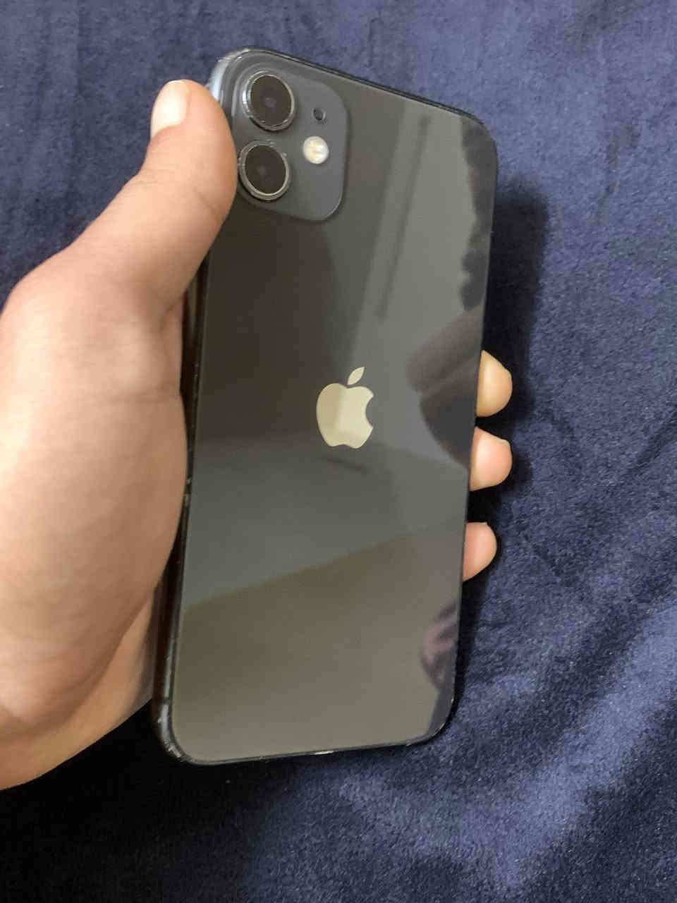 ايفون 11 عادي 

ذاكرة 64 

بطارية 82 بلادي 

فيس ايدي واكف 

مبدل  شاشه نوعية مضبوطة وضهر 

نضافة الجهاز 98 

السعر 155 خاص 
اتصال ***********
