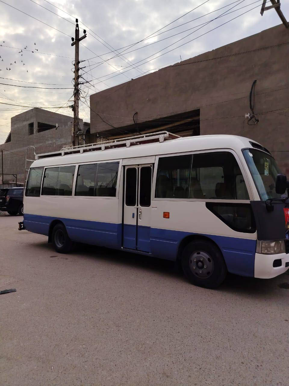 كوستر لبيع موديل 2014
كشن ستاركس 
منضومه غاز 120
وركه ضافيه 
تبريد محور  سعر 335
***********غسان الربيعي
