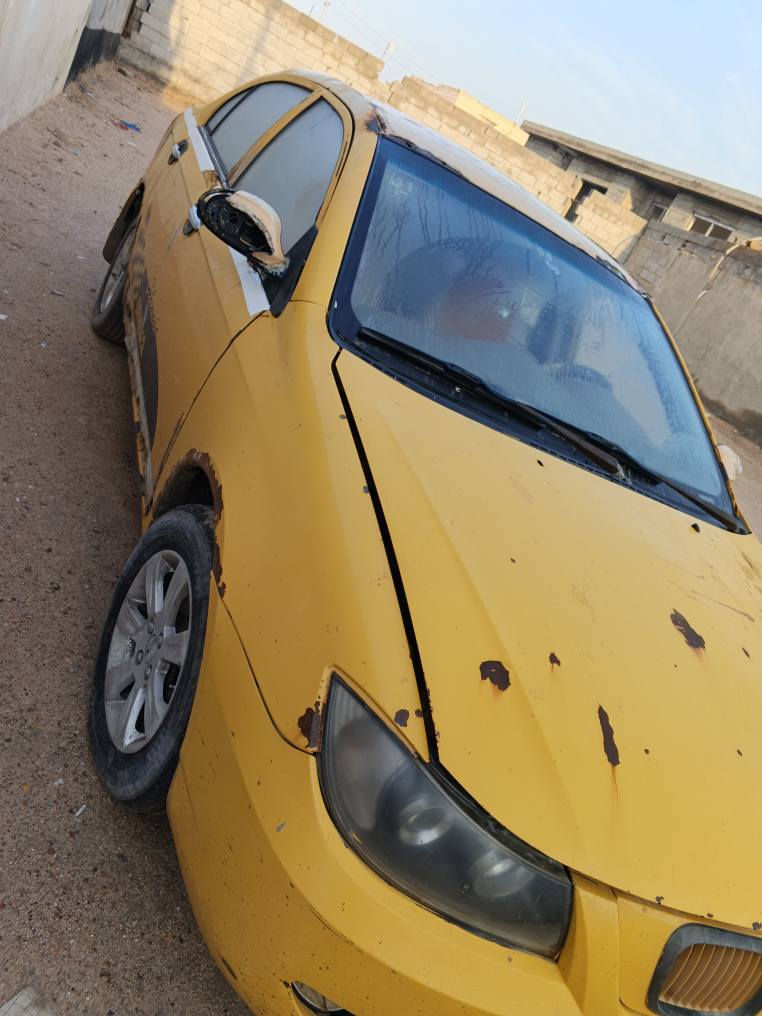 ليفان صيني حجم620مديل2011 
معامله كاملة باقيه بس هزه مصفره من كلشي اتعهدلك بل اصوليات والتحويل كير مكينه حلوات مابيهن شي حداديه نضيفه تخبل تخم تاير جديد جواها تبريد شغال وياها 3بيبان جدد وعينه وصطابات ب22وبيها مجال*********** البصرة, العراق
