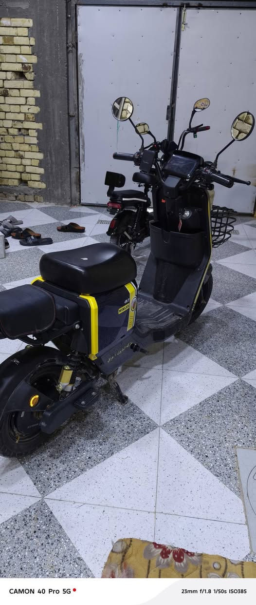 السلام عليكم دراجةR7 بطاريات 32 الكبار   للبيع السعر 450 المكان حي بغداد ***********
