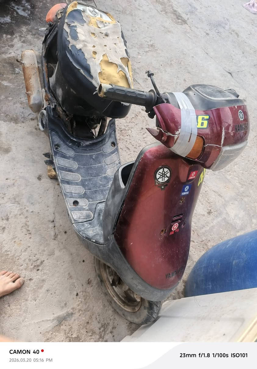 السلام عليكم دراجه منقولي للبيع البصره المعقل شغاله بس كابريتره تعبان
الرقم  ***********السعر 100 وبيه مجال
