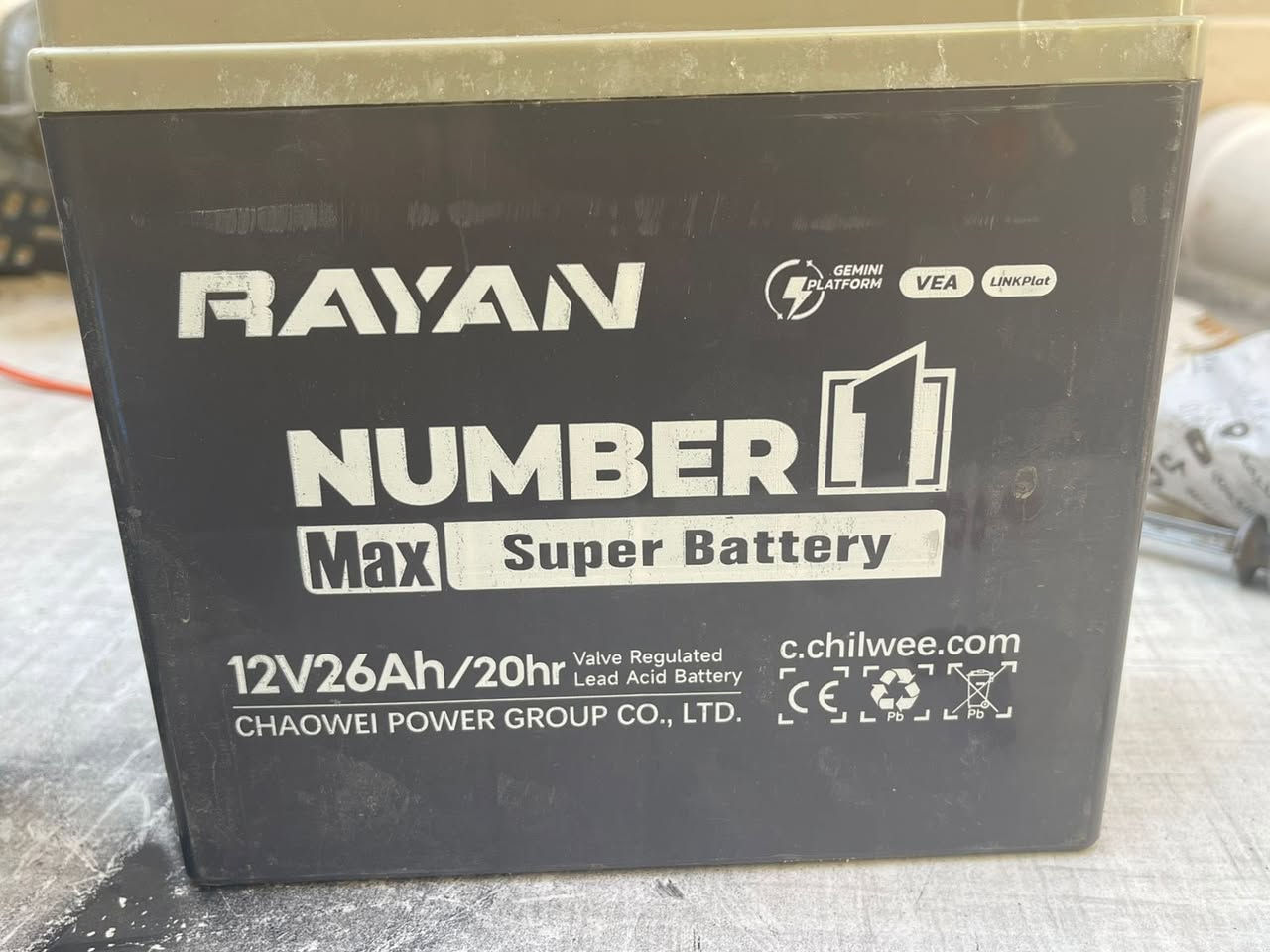 بطاريات للبيع 26 أمبير جدد ستوه شادهن مامستخدمات اقل الشهر 5 بطاريات مشتريهن 180 السعر 150 وبيهن مجال مكاني بصره ياسين خريبط هاذ رقمي ***********
