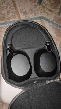 سوني XM5 • عزل قوي • الشعب بغداد