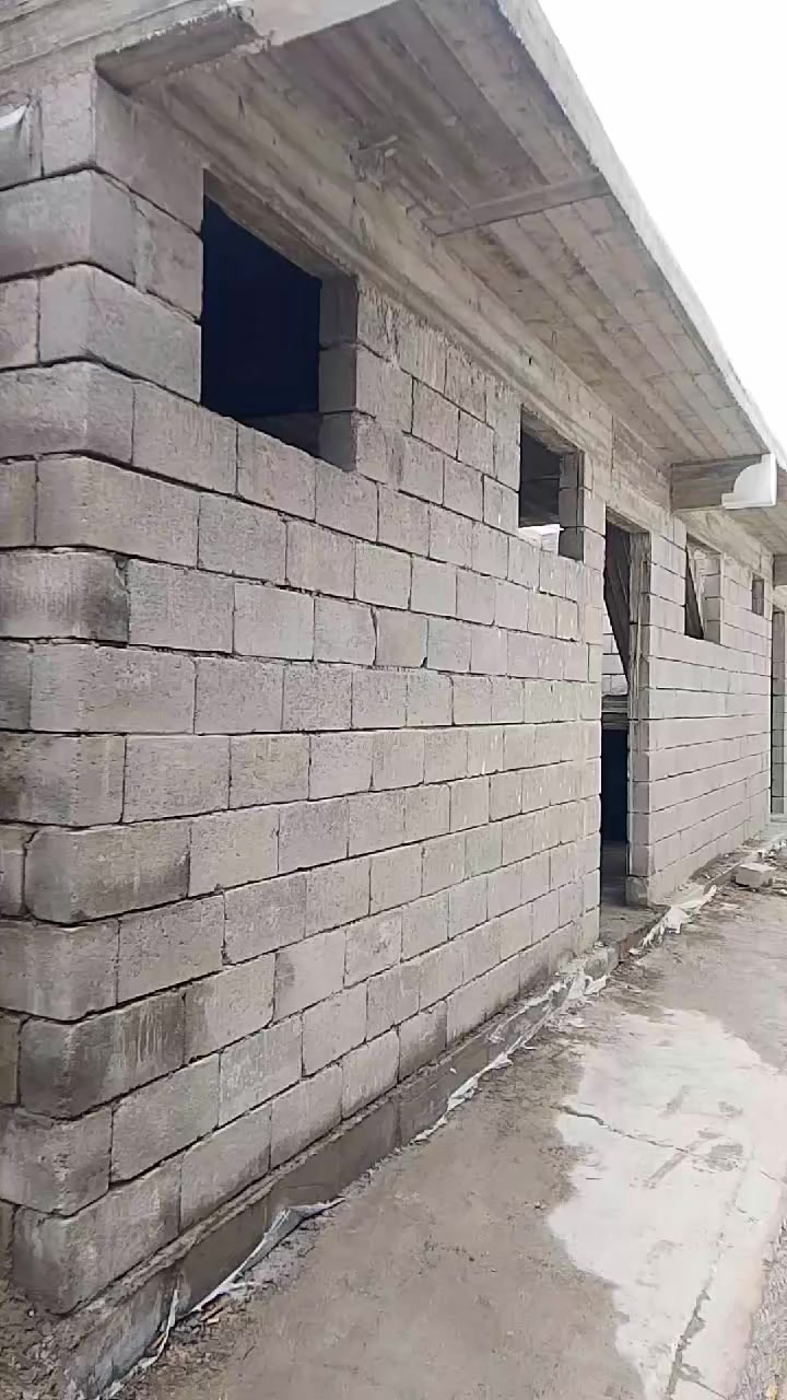 3هياكل معروضة للبيع في منطقه المياسه يتكون الهيكَل الواحد من غرفه ومشتملات الاتصال على الارقام ***********=***********=الدلال أبو حمزه
