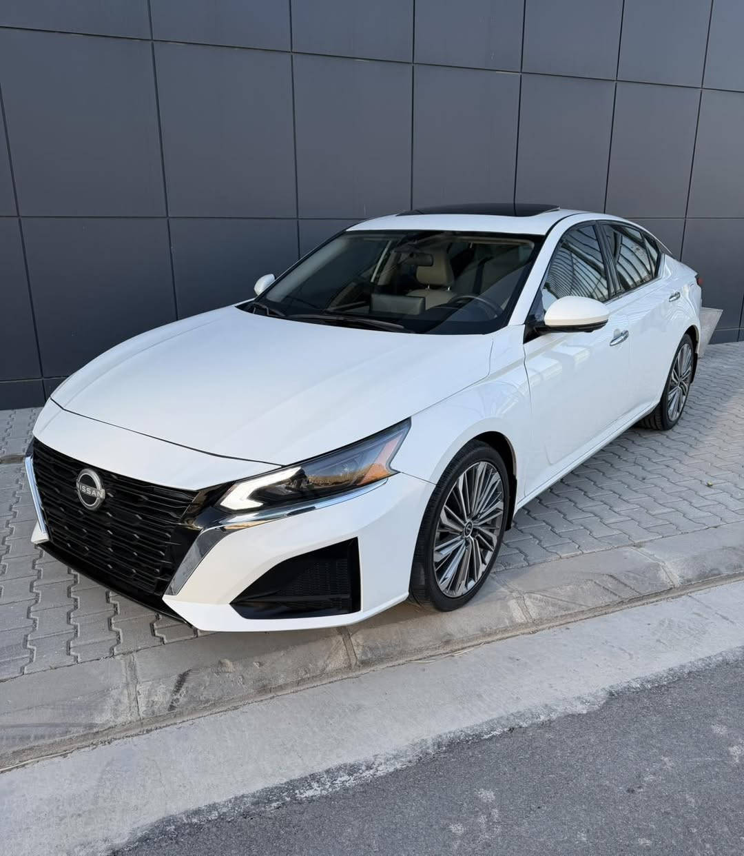 Nissan altima SL 2024

بيلاد ناو كريمي
صلايد
شاشه گه وره 
بريك بصمه 
كاميره ٣٦٠
جلد 
رادار
فول فول 
٢ پارچه بوياخ 

***********
