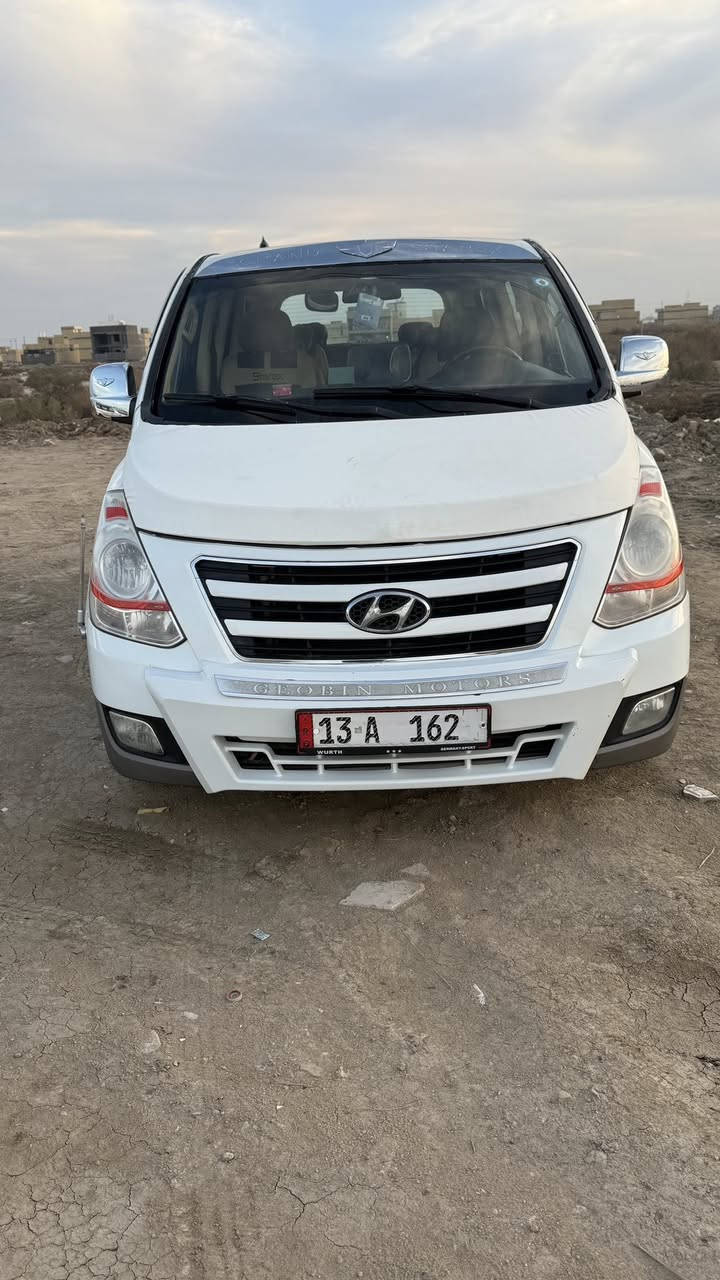 سلام عليكم ستاركس للبيع مديل 2012 مفتوحه ومحوره مسكر اوتماتيك سياره جاهزه على آخر حبايه تحويره كصه 12بكان السيارة ناصريه مركز السعر 155لشراي يتصل 
***********
***********
