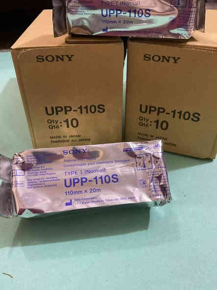 يعلن مكتب سما الطب عن توفر
 
ورق سونار حراري SONY أصلي - متوفر الآن

🔹 SONY UPP-110S – الورق العادي (Normal)
 • النوع: Type I
 • الحجم: 110mm × 20m
 • مناسب للاستعمال اليومي
 • طباعة واضحة بتكلفة اقتصادية
 • ✔️ مثالي للعيادات والمراكز العامة

⸻

🔸 SONY UPP-110HG – الورق اللامع (High Glossy)
 • النوع: Type V
 • الحجم: 110mm × 18m
 • جودة عالية ولمعة مميزة
 • طباعة أدق للتفاصيل والصور
 • ✔️ الخيار الأفضل للمراكز المتخصصة والمستشفيات

⸻

🎌 صناعة يابانية أصلية – جودة مضمونة
🛒 متوفر الآن بكميات – أسعار تنافسية

📦 كل كرتون يحتوي على 10 رولات
📲 للطلب أو الاستفسار زورنا في _مكتب سما الطب _مقابل دائرة صحة بغداد الرصافة او الاتصال عبر الارقام
***********/***********
