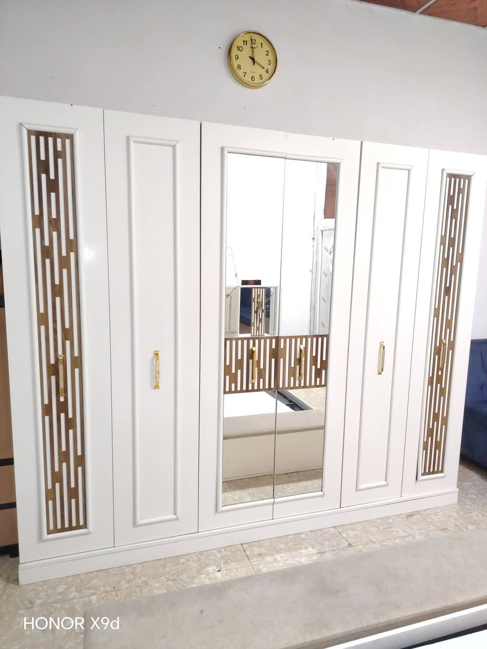 سلام عليكم غرفه تركي تعتبر جديد نضافه فول جربايه مخزن (9)قطع بيع اومراوس الشراي يتفضل خاص ***********واتساب
