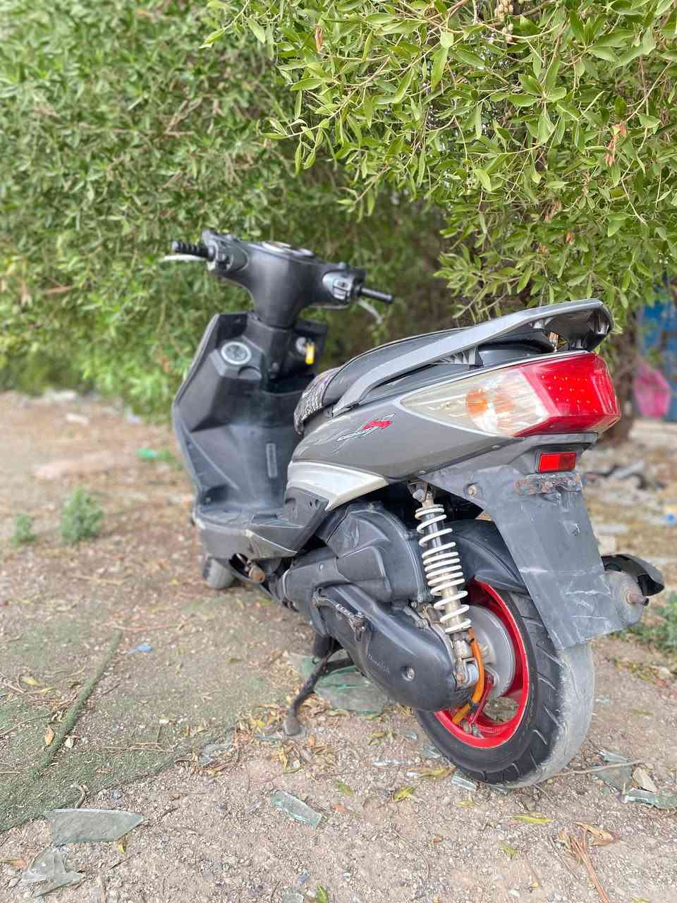 سكنس فحل كابريتر
دراجه كفاله مكينه بلادي مملعوب بيها 
كهربائيات كلها شغاله
 دراجه انضف من الرمبه كلشي ما مبدل بيها ناعمه لا تنقيص لا تبخير  شلعه ومعدل حلوه
اوراق موجوده تجي تجيب وياك فيتر وتفحص وين ميعجبك 
عنواني بغداد تواصل خاص او هاتف ***********
