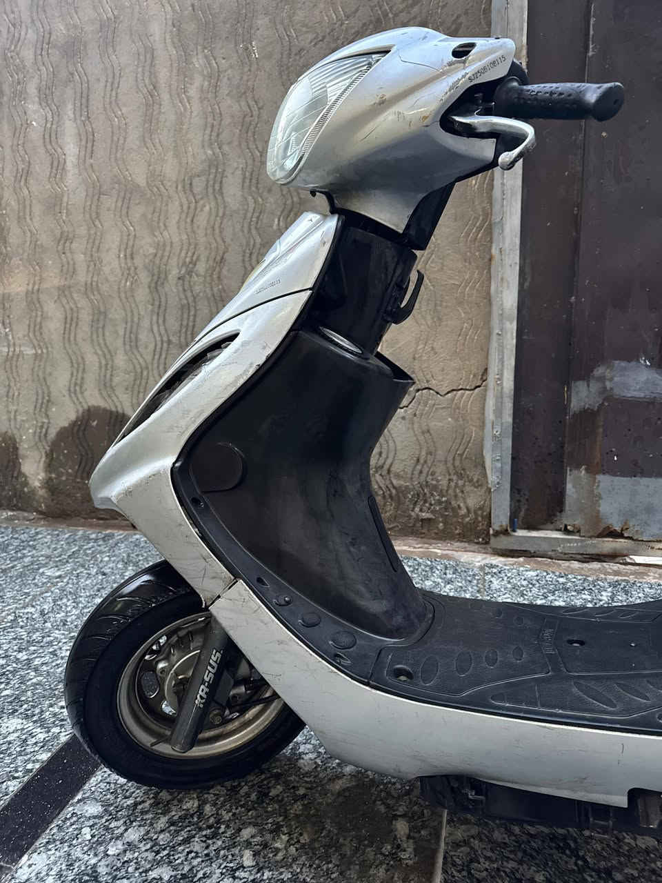 دراجه كامكو للبيع (حاوية وكيل ) الغراض كله بلاد برغي مانازل
كفاله مكينه مامفتوحه 
شرط ملاح مال وكيل 
بوشه 49. شهرين ماخذيه من الوكيل 
سبب البيع أسباب خاصه 
السعر خاص 
كفاله من السرقه مع مكاتبه وصل الوكيل 
تواصل ***********
