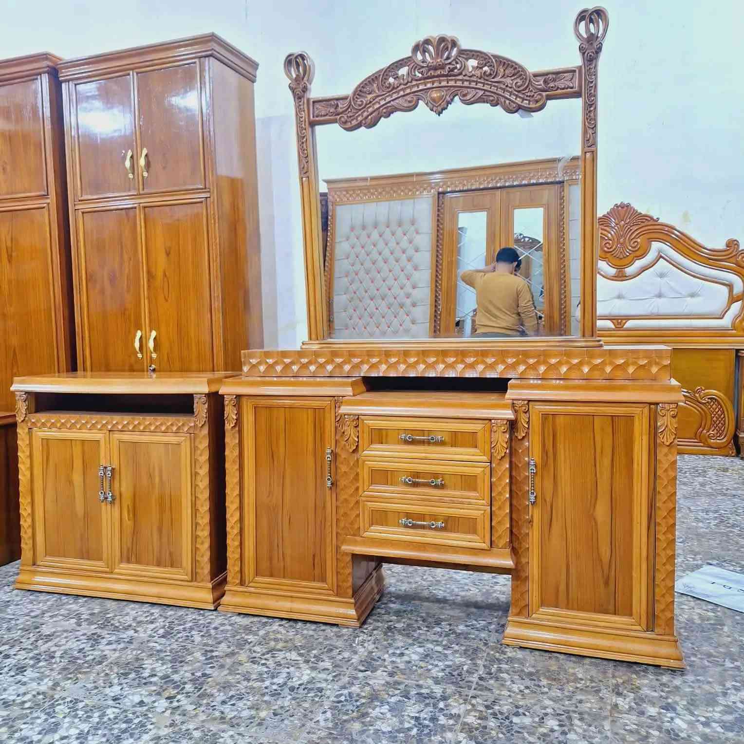 جمال 💐 ودلال الغرف العدنا وبس 💥 
غرفه ام 7 ملحق صاج وجه 5ملم شغل وعمل ونجاره فاخره شغل شركت الافراح غرفه ولا غلطه مان عرسان زاويه كنتوريه جربايه وتوج زان لهيكل كله زان ثقيل
العنوان بغداد البلديات


**إذا كنت صاحب هذا الإعلان وتريد حذفه لأي سبب، رجاءا أرسل رسالة إلى الدعم الفني**