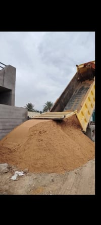 يوجد توصيل رمل خشن أو مغربل  تك أو سكس  كل مكان وسعرهه  للاستفسار اكثر...