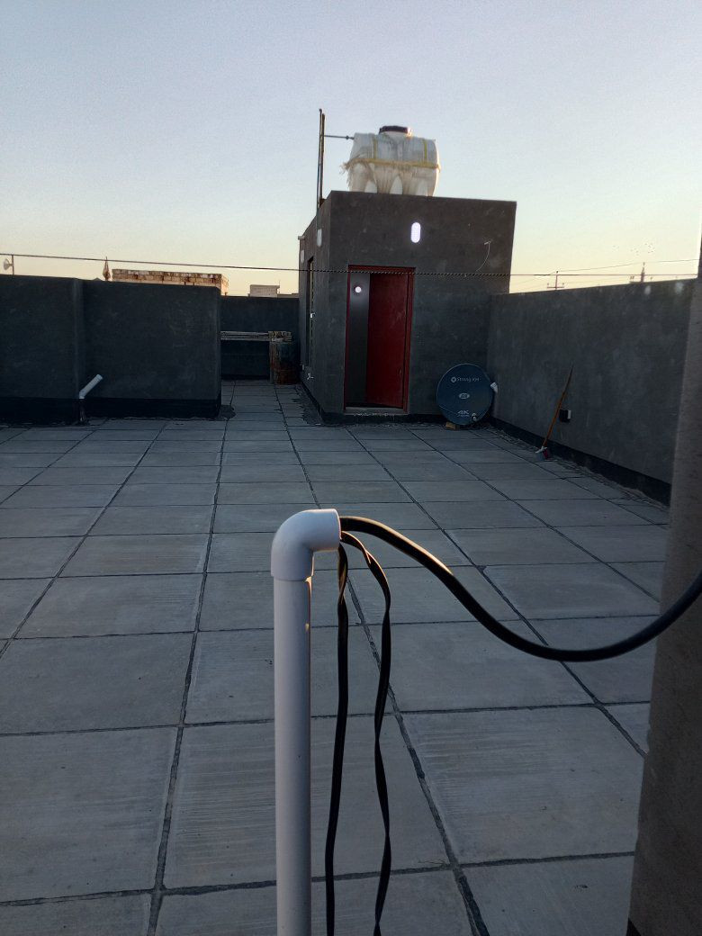 بيت لبيع بناء طابوك السكف صب بناء جديد يتكون من استقبال وغرفتين وصالة ومطبخ ومنور وصحيات داخلية وخارجية منطقة الشافعية قرب مدرسة باقر العلوم السعر عل خاص او على الرقم ***********
