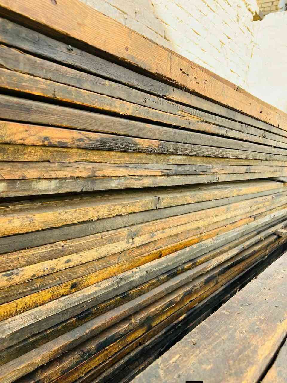 سلام عليكم قالب خشب للبيع العدد 14 مكعب بسعر مناسب الرقم ***********
