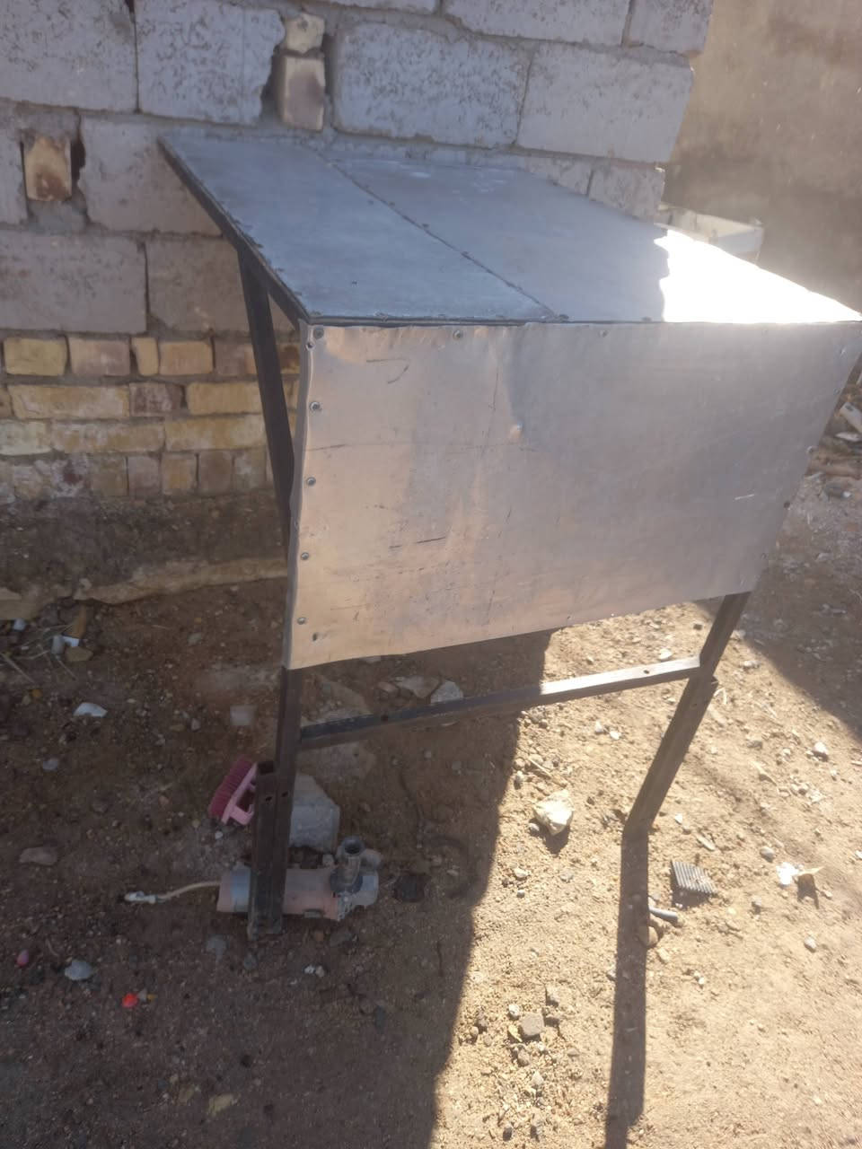 غراض للبيع اكسن ب 75 تايرات الزوج ب 45 جوبلس 
عماريه ب 10 مكينه شغاله وناعمه ب 50 
دعاميه ب 10 /  ***********
