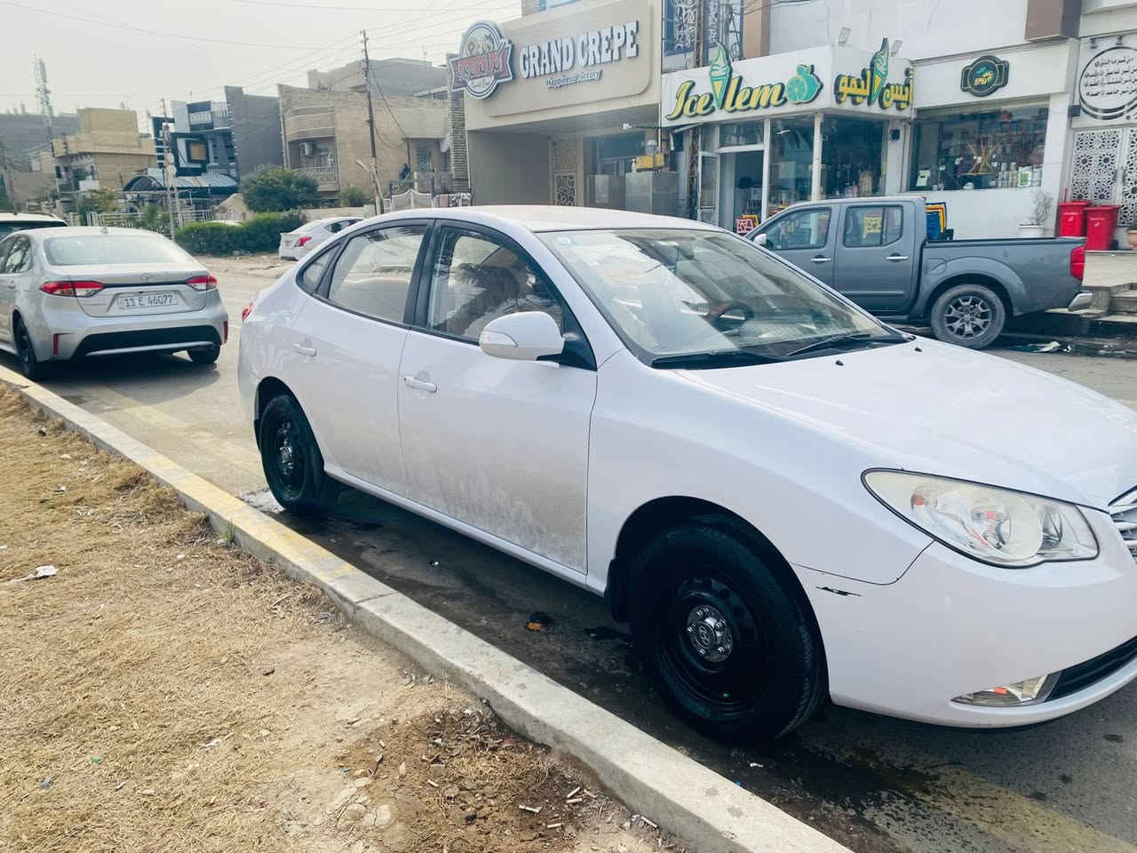 سلام عليكم النترا مديل 11سياره جديده معنه الكلام تخم تاير جديد مكفوله كفاله عامه تحويل مباشر بسمك ماشيه 100
مكاني بغداد فلكت 83 السياره خليجي بدون ضربه تبريد ثلج 
المكينه 2000.    الرقم ***********
