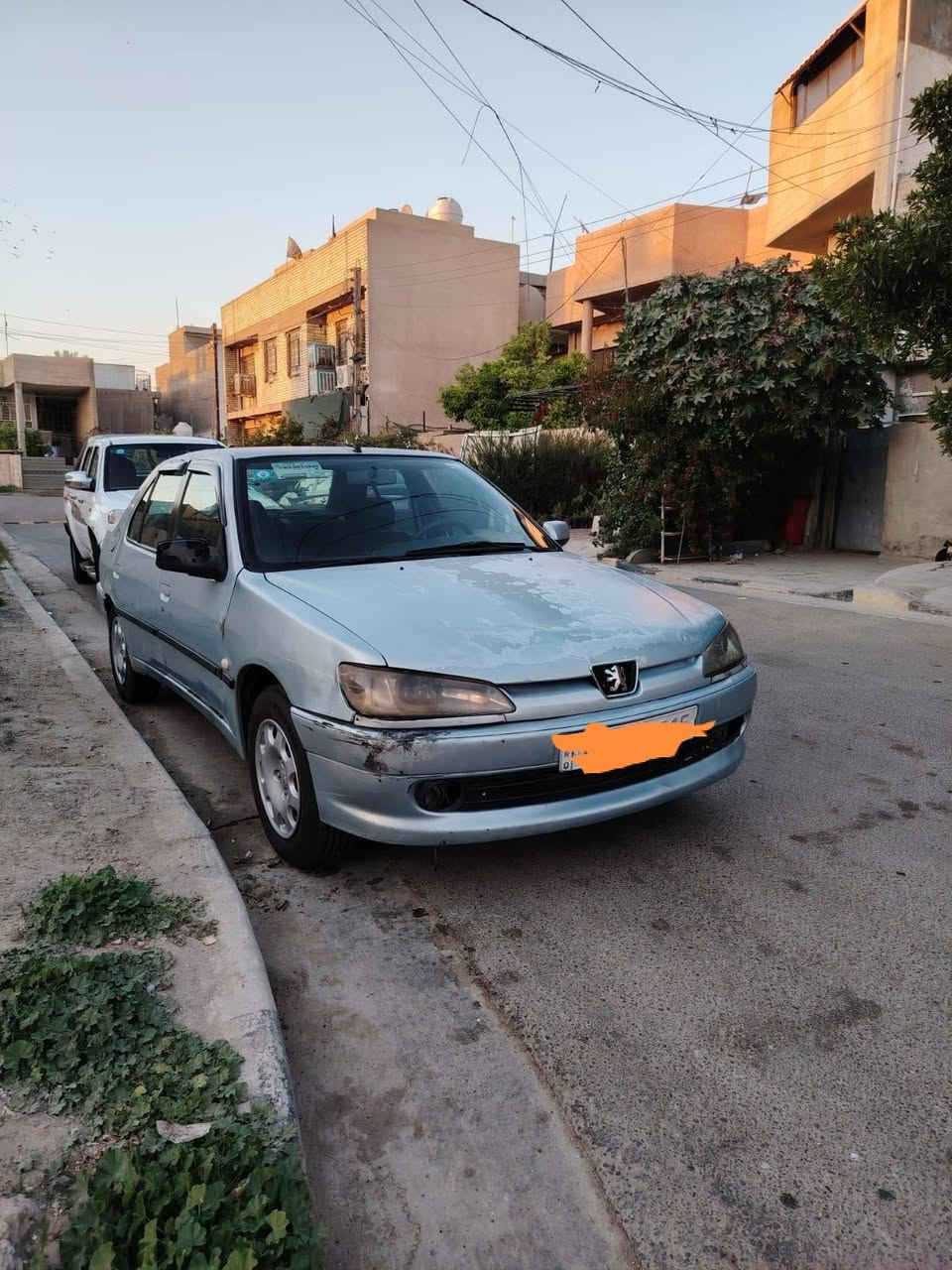 السلام عليكم أحبتي الغالين رمضان كريم عليكم عدي هاي البيجو للبيع رقم بغداد
مكينة لوك وكير خير من الله وصدر امامي خلفي قبل شهرين مبدل كامل
تايرات تخم جديد قبل مدة مبدلهن راديتر جديد مي أخضر السيارة ماشاء لله مكانها بغداد سيدية شارع الخيزران للتواصل *********** السعر ٤٠  ورقة مع العلم الكشر الخارجي كم ملاحظة بي والسلوك كلشي بي سيارة ام الخبزة
