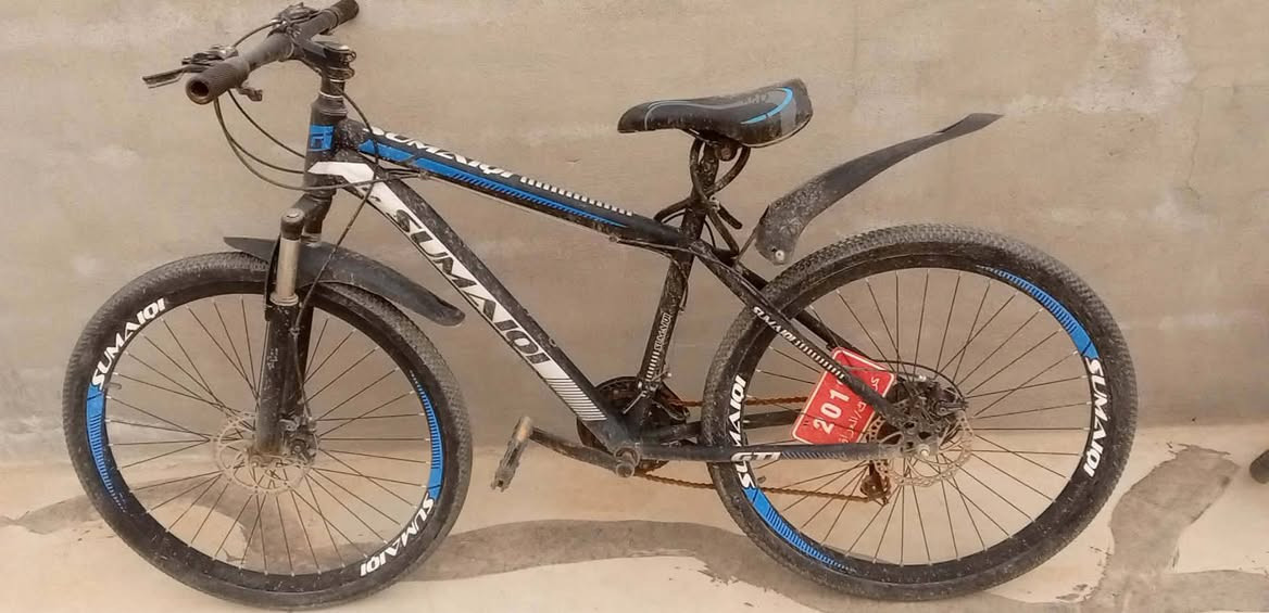 غراض مابيهم عيب كلشي نضيف وشغال هيتر زيتي 20مولد 40باسكل الاسود 60الأصفر 30


**إذا كنت صاحب هذا الإعلان وتريد حذفه لأي سبب، رجاءا أرسل رسالة إلى الدعم الفني**