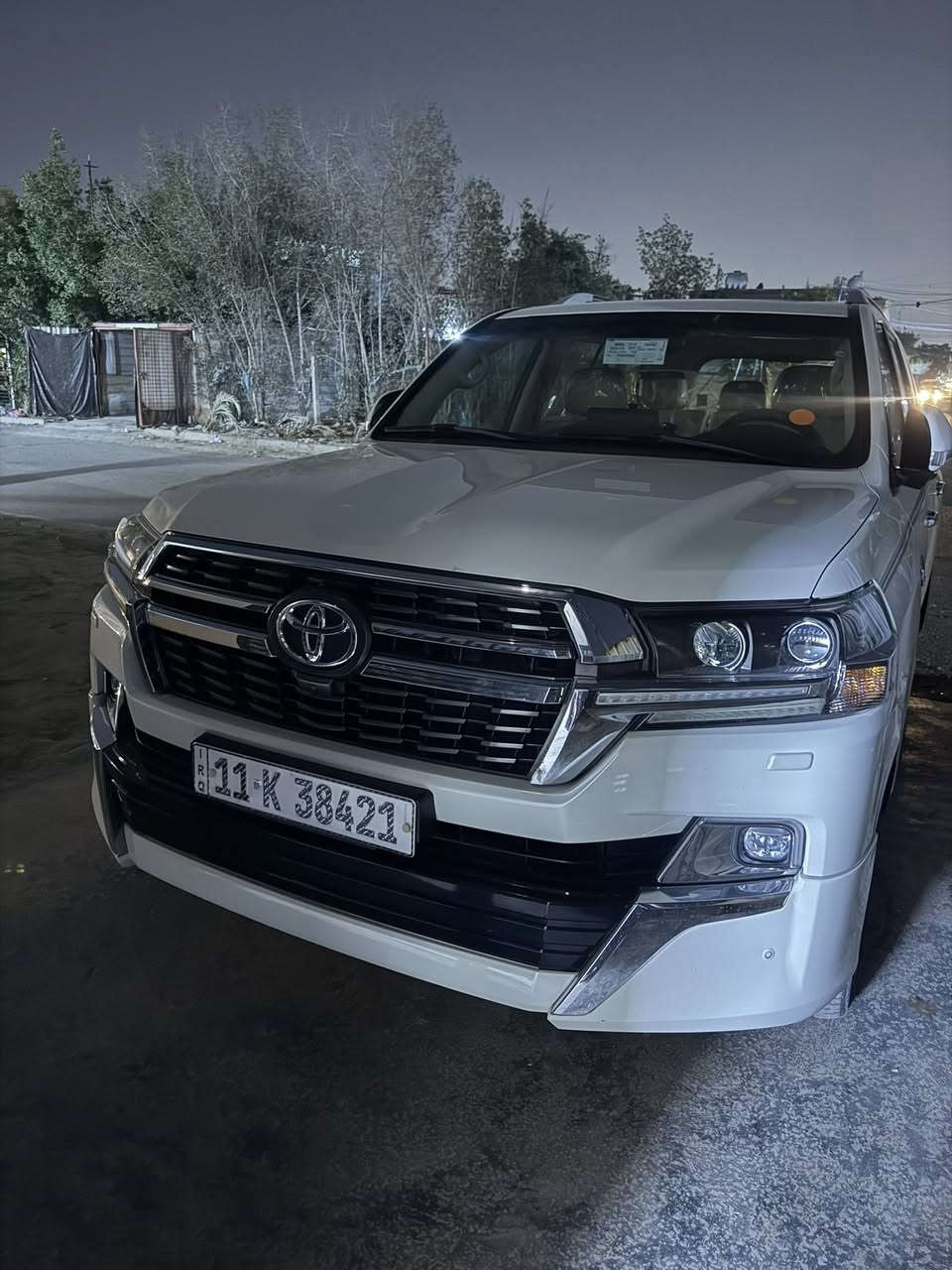 السلام عليكم لاندكروز 2021 GxR ساز  فول موصفات مكفوله كفاله عامه رقم بغداد مكانها بغداد سياره ماشيه 77 حقيقي للبيع او مراوس تاهو 
***********
