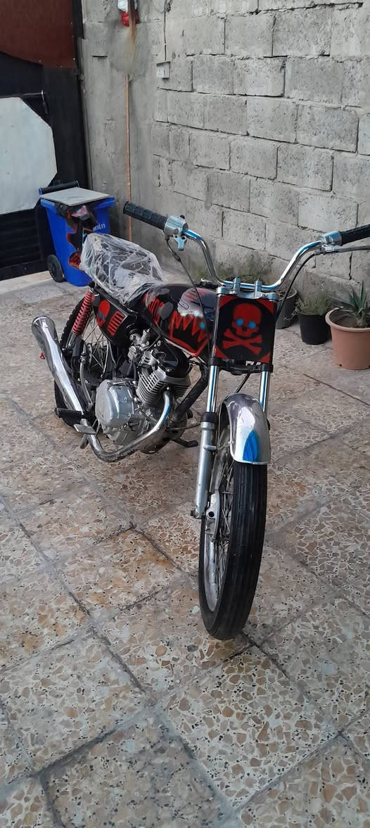 السلام عليكم دراجة ايرانية للبيع 
المحرك تايكر 2020 شاصي نامة  النضافة شوفت عينك المكينة خير من الله لاتنقيص لاتبخير لانضوح معدل  شلعة شك الكاع نكرة بكل وقت الصبغ حراري مال سيارات مال سيت الحربي جيب فيتر وتعال  مابيهة اوراق فقط المكاتبة اكفلك من السرقة ولعشاير رقم شاصي موجود كهربائيات  جيب وشد الدراجة ماناقصهة شي انكر واطلع محافضات الرقم واتساب *********** رقم الثاني رصيد ***********
السعر 500 العنوان بغداد تقاطع درويش الشراي خاص او واتساب
