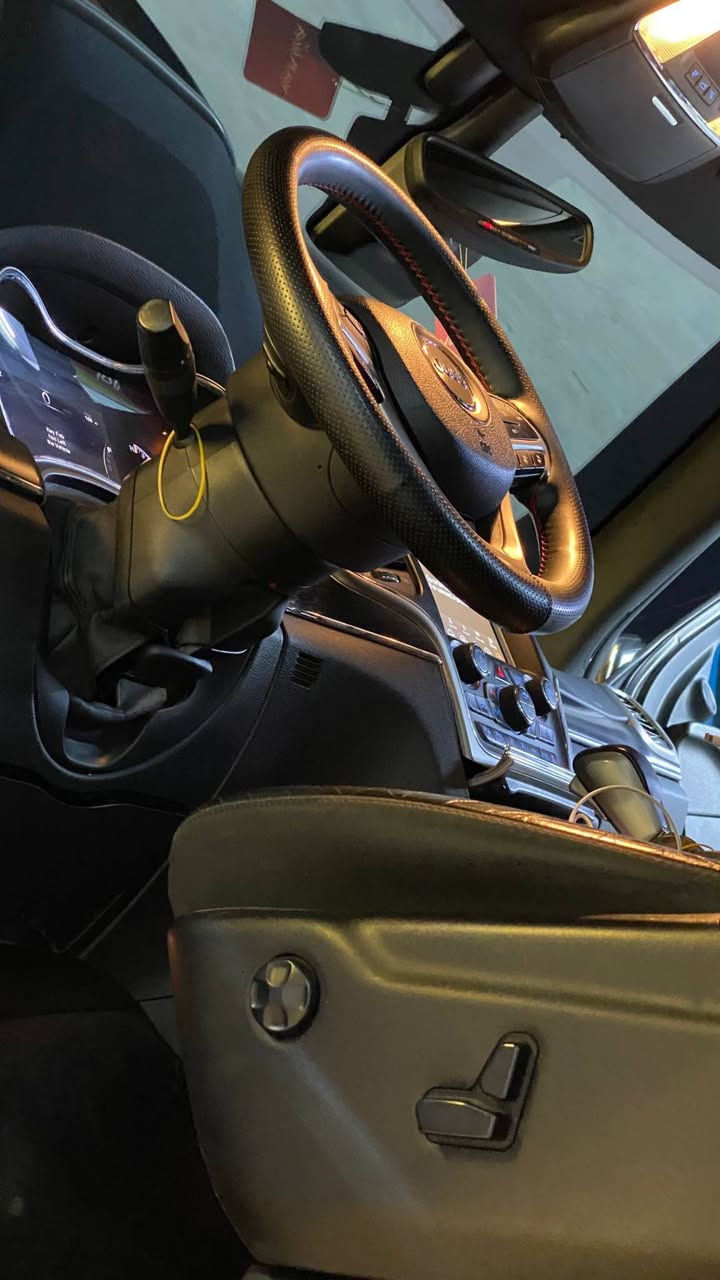 جيب كراند شيروكي
2018 وارد كندي كلين تايتل اصل
السياره فول 1/1 رادار امامي
أتو بارك 
مكفوله كفاله عامه 
ماشيه 77 الف كم حقيقي
رقم *********** بغداد, العراق
