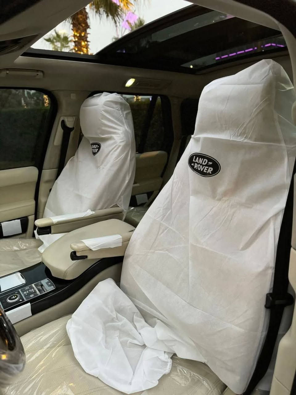 السلام عليكم 👋🏻
رانج فوك 

موديل 2016

ماشي 120 الف حقيقي 

السيارة شركة سردار ❤️

محرك 8V بدون سوبر جارج المرغوب

السيارة كفالة من الدعاميات حتى جديدة

موصفات فول للأخير جكات تصعد وتنزل

رادارات دوسات كهرباء كشنات حار وبارد 

داخل السيآرة ابيض باقي الموصفات للرانج  معروفة

ملاحظة: الرقم مو وياها انطيك غير رقم 

بيها كتاب تظليل سنوية 

مكان السيارة اربيل 

‏سيارة جديدة بمعنى الكلمة

مكان السيارة اربيل 

الشراي يتصل 

***********
