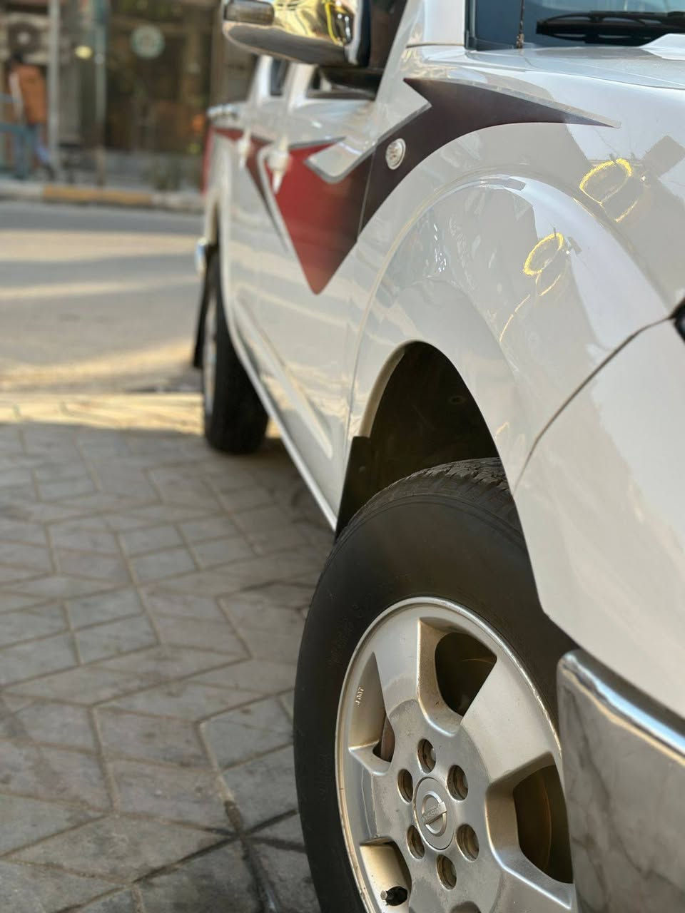 نيفارا خليجي فئة le شمالية رقم جديد العنوان بغداد الجديدة شارع المسبح كير محرك صدر تبريد تايرات باتري كله جديد السعر ١٢٠ ورقة بيه مجال بسيط ***********
