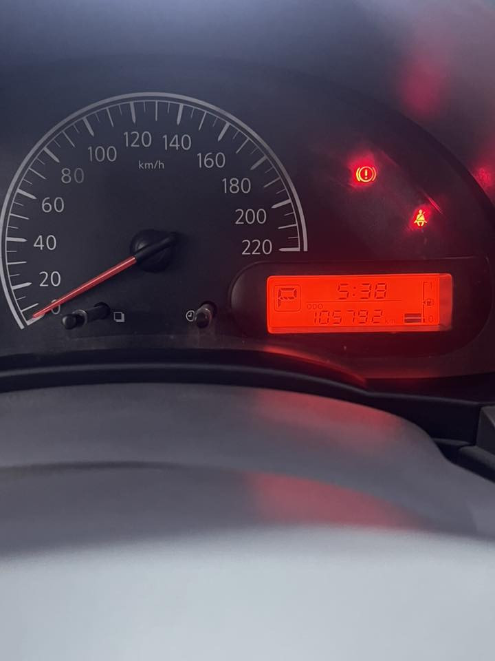 لبيع نيسان سني موديل ٢٠٢٣ هندي ماشيه ١٠٥ الف بيه صبغ جاملغ امامي فقط. رقم اربيل باسمي تحويل وكاله حاضر
سياره جاهزه من كولشي كشنات دوشمه ارضيه دوشمه
شاشه كامره لايت مع بلوجكتر زنون LED. العنوان بغداد المشتل ( السعر١١٨ وبيه مجال بسيط بعد معاينه)***********
