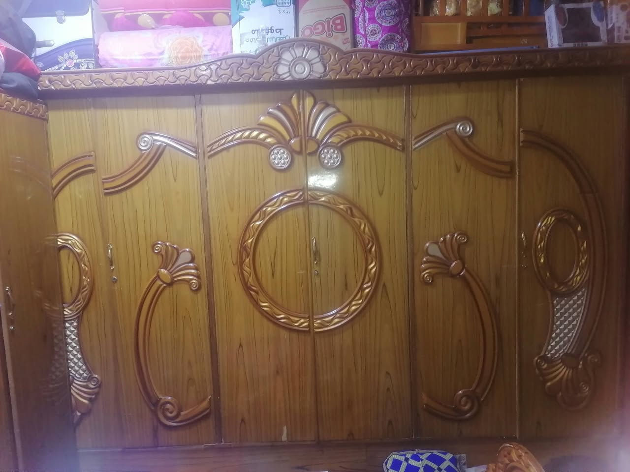 غرفه نوم تفصال عراقي نضيفه عوزه ترتيب قليل لسعر ٦٠٠ وبيه مجال مكاني الحيانيه ***********
