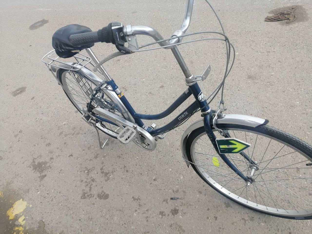 بايسكل للبيع حجم ٢٦ باله بعده جديد رقم الهاتف *********** *********** مكاني فلوجه
