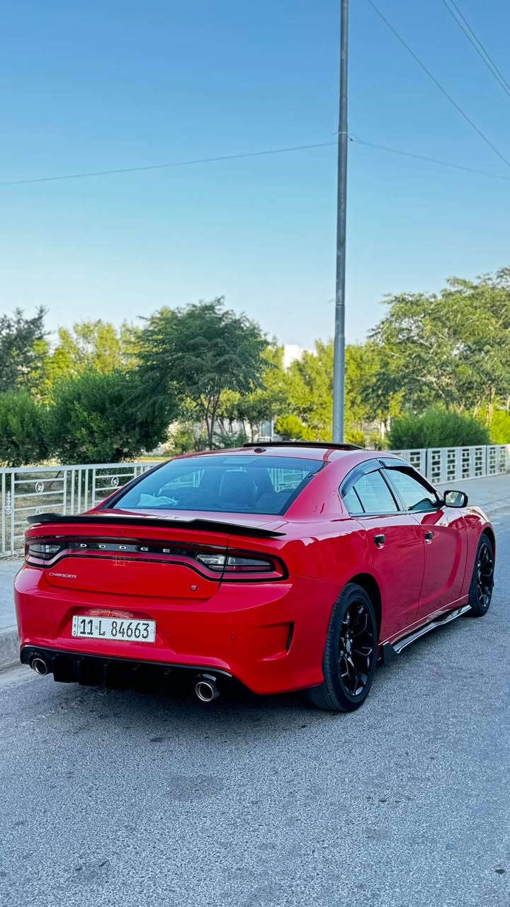 چارجر v6 احمر طماطي 2020
فول مواصفات ماشية 57حقيقي
فتحة سقف
كت كامل تحديث SRT
كشنات حضن تدفئه تبريد 
هيترات مري
صدر جديد 
السيارة بوضع الوكاله
حادثها موضح بالصور 
بدون ايرباك وبدون دواخل 
بيها جاملغ وشوي من الباب يعني قطة ونص
البنيد محدث srt
ويالة +تخم تاير
معروضه ب215وببها مجال

***********
