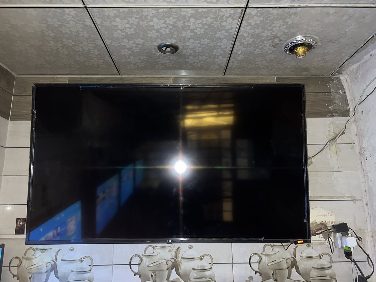 السلام عليكم بليات فور للبيع العدد 7 مع واحد فايف  كاملات هنه والجوستكات مالتهن الجوستكات جدد ونضيفات اليوبيئسات وياهن عدد اليوبيئسات 7 هم نضيفات كلهن وجدد والشاشات ايضا العدد 8 وهاي الاجهزة كدام عينكم مصورهن الاجهزه نضيفه ومهكرات 4 منهن فول العاب و2 ممهكرات و 1 فايف نضيف جدا مع ملحقاته واكو بعد تفاصيل ( ملاحضة ابيع جمله او مفرد الي يريدهن يراسلني او يتصل عليه ع هاذا رقمي *********** بي واتساب ) ( ملاحضة لعدم التفرغ )
