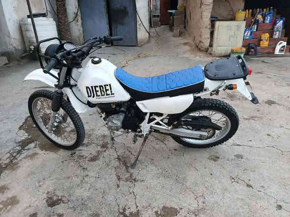 للبيع قفاز ياباني. مكينه بانده  جاهز سلف وهندر 
السعر 900 وبيه مجال 
الشراي يتصل ‏‪***********‬‏
ملاحضه مكاني واسط قضاء بدره
