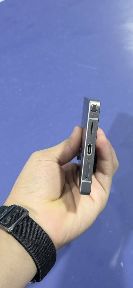 الترا s25 
للبيع 
نظافة 100 💯 
ذاكرة 256 
الجهاز مصارله 5 اشهر 
السعر مليون 150
المكان : النجف الاشرف 
اللي يحب يتواصل وياي على الصفحه


**إذا كنت صاحب هذا الإعلان وتريد حذفه لأي سبب، رجاءا أرسل رسالة إلى الدعم الفني**