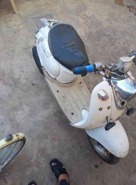 دراجه للبيع نضيف عبدالحليم اي عيب مابي سعر٢٢٥للاتصال***********
