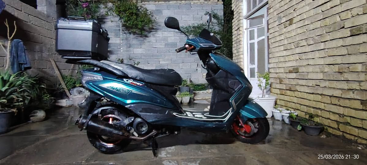 صيني للبيع
نضيفه ومرتبة

كلجات جديده

سلف جديد

كهربائيات شغالة اشارة ودبل اشارة ولايت زنون عالي ناصي

مكينتها ماكس مفتوحه بس حلوة وناعمة 

للتواصل واتساب ***********
