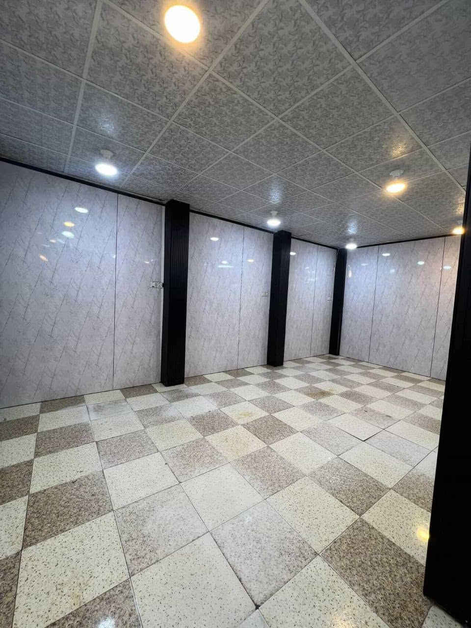 السلام عليكم
محل طرشي للبيع العنوان النجف الاشرف
سوق العسكري شارع السبيس
محل جديد ورزق خير من الله
عندي ضرف ومتوازي على بيعته
وبسعر مناسب
الرقم***********
