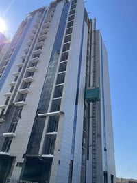 حداد عام فني وجهات بورسلين +بودركس تغليف المجمعات السكني وبنيات التجار...