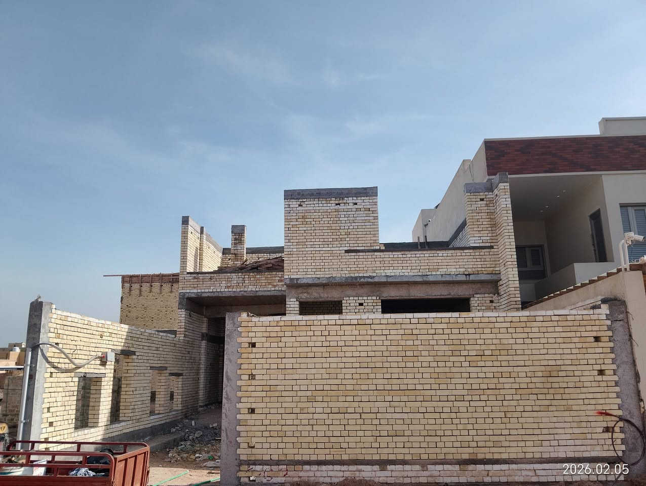 🏗️ تبني بيتك؟ ابنِه صح من أول يوم!
تريد شغل نظيف بدون غش مواد؟
تريد مقاول يلتزم بالوقت وما يختفي؟
🔥 الحل ويه مكتب دانة للمقاولات 🔥
✔ تنفيذ هيكل متكامل حسب المخطط
✔ صب أسس وسقوف بخرسانة رصينة ومضمونة
✔ تشطيب داخلي وخارجي 
✔ إشراف ومتابعة يومية
✔ التزام كامل بالمواعيد
وشغلنا يشهد إلنا 💪
📞 احجز كشف موقع مجاني هسه
وخلّي بيتك يطلع مثل ما حلمت بيه وأفضل!

العنوان -البصرة المعقل الفنجانية 
*********** واتساب
