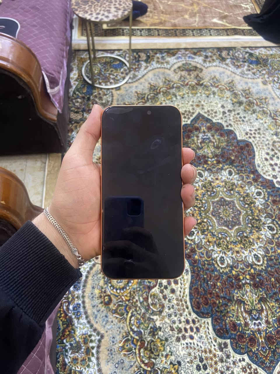 للبيع
iPhone 17promax
صارله الشهر من فتحته مكاني سيديه 
***********
